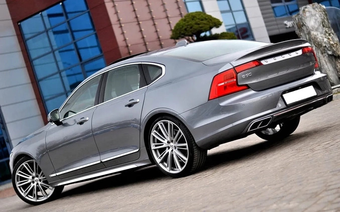 Volvo S90 cena 109900 przebieg: 180000, rok produkcji 2017 z Płock małe 742